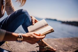 mum-reading